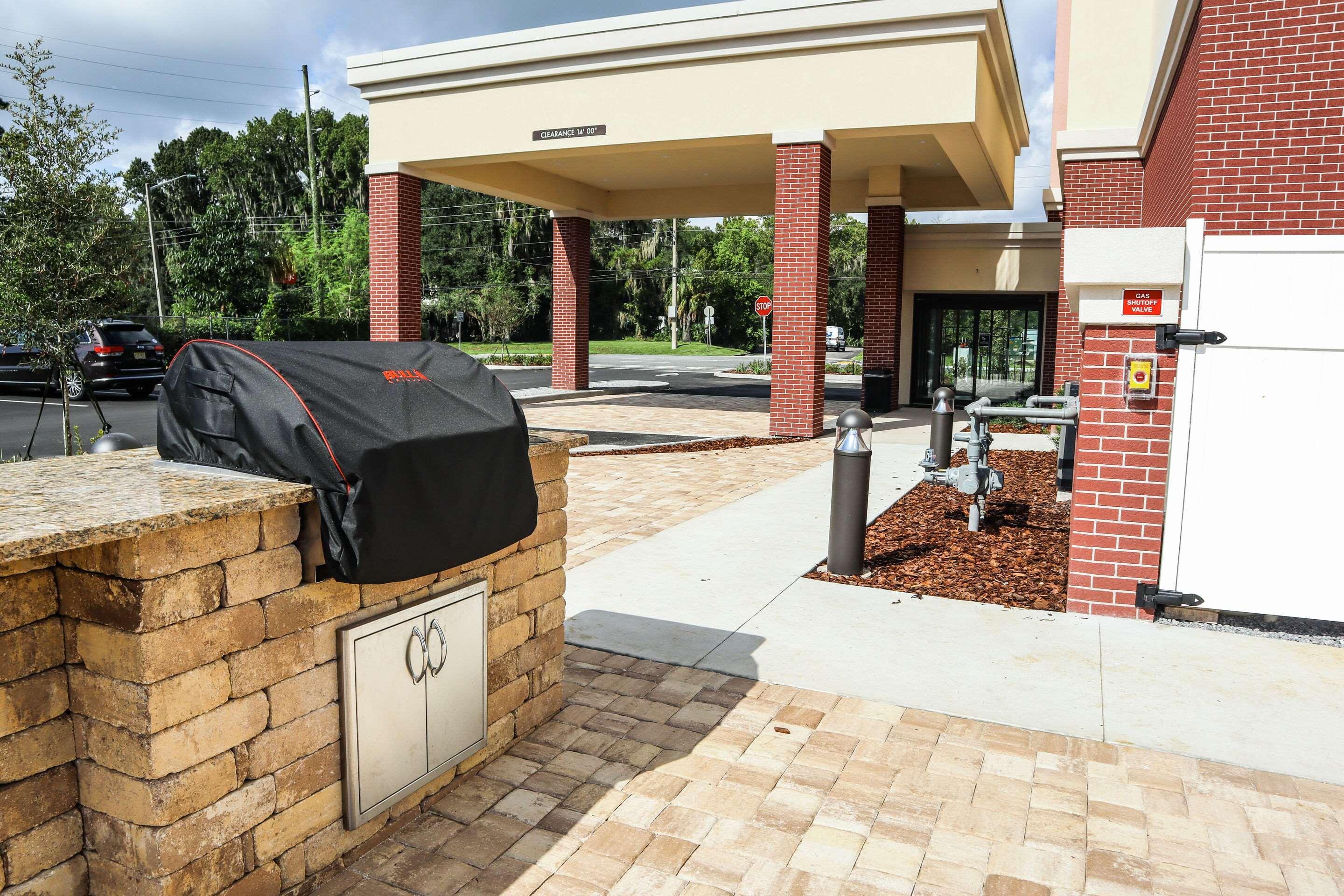 Comfort Suites Gainesville Near University Exterior foto